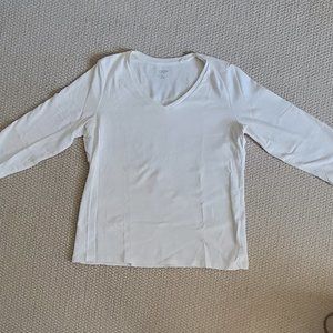 V neck blouse / T-shirt - 3/4 sleeve